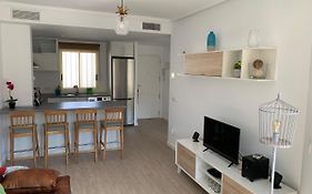Apartamento Frente Al Mar, Recien Renovado, 1 Hab 1 Bano